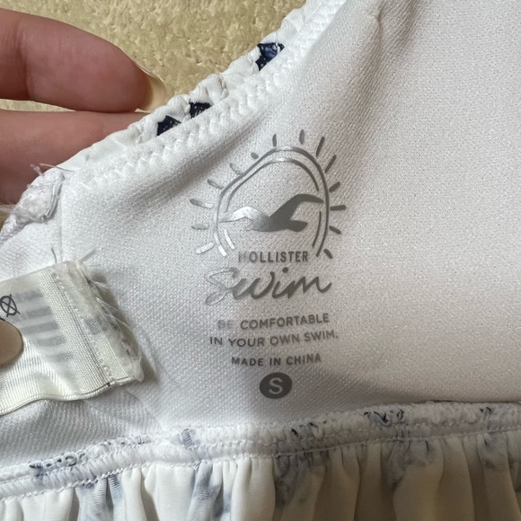 Hollister White with Blue Butterflies Bikini Top - Picture 3 of 6